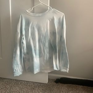 Blue and White Tie-Dye Longsleeve. Prettygarden.